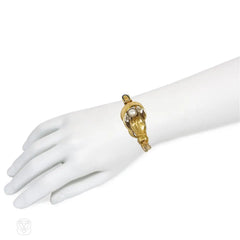 Antique gold hand and belted garter bracelet