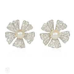 Ostier pearl and diamond flower earrings